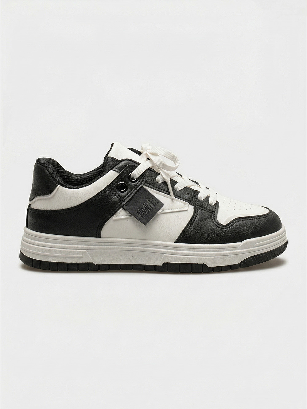 UrbanCore Classic Casual Sneakers Black - 927
